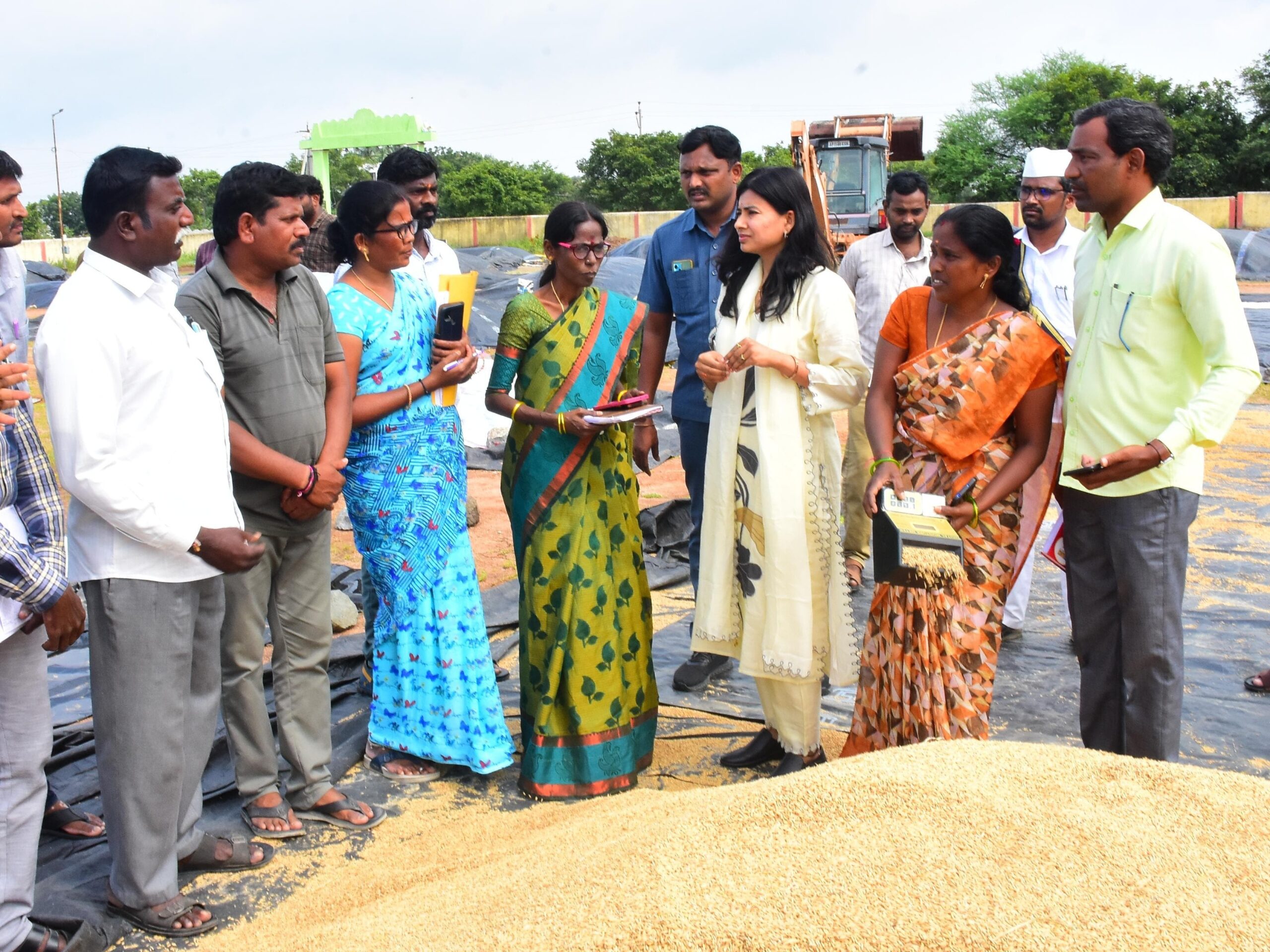 ‘కొనుగోలు కేంద్రాలలో మద్దతు ధర అందుతుంది’
