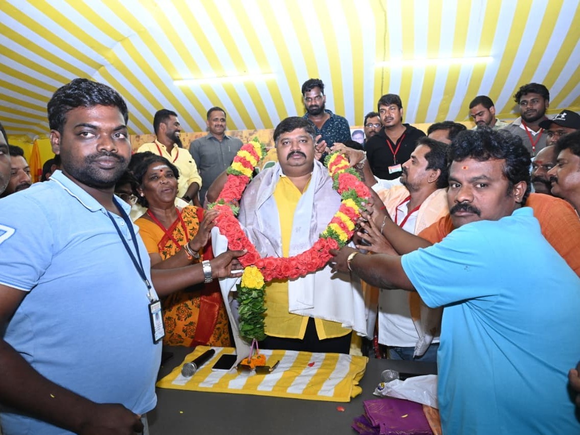 ‘నాయి బ్రాహ్మణుల సమస్యల పరిష్కారానికి కృషి’