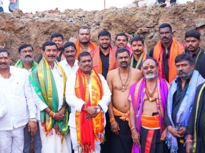 అత్యాధునిక అయ్యప్ప స్వామి దేవాలయం ఏర్పాటు చేస్తాం: MLA
