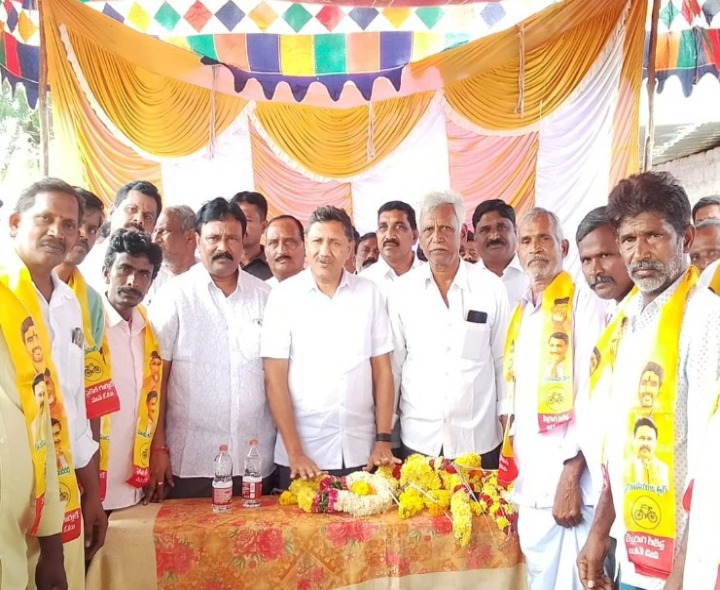 వైసీపీకి షాక్.. టీడీపీలో భారీ చేరికలు