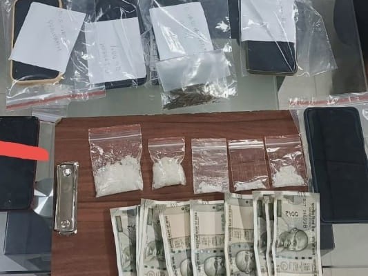 SOT ఆపరేషన్.. 11 మంది డ్రగ్స్ ముఠా అరెస్ట్..!