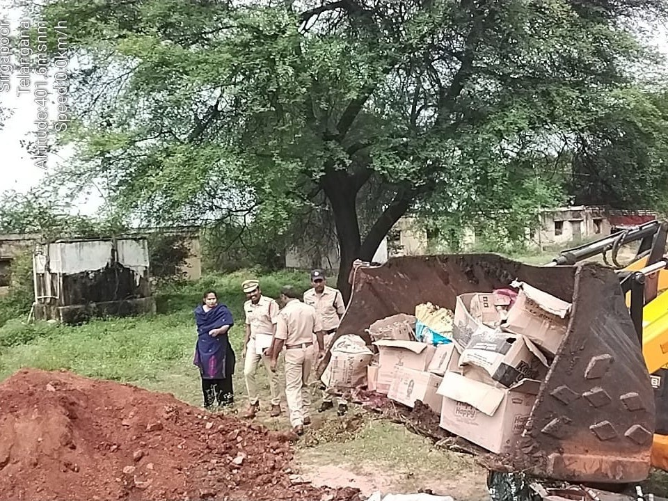 అక్రమ మద్యం బాటిళ్ల ధ్వంసం