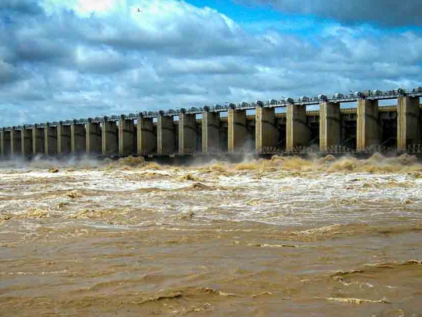 జూరాలకు 28 వేల క్యూసెక్కుల ఇన్ ఫ్లో