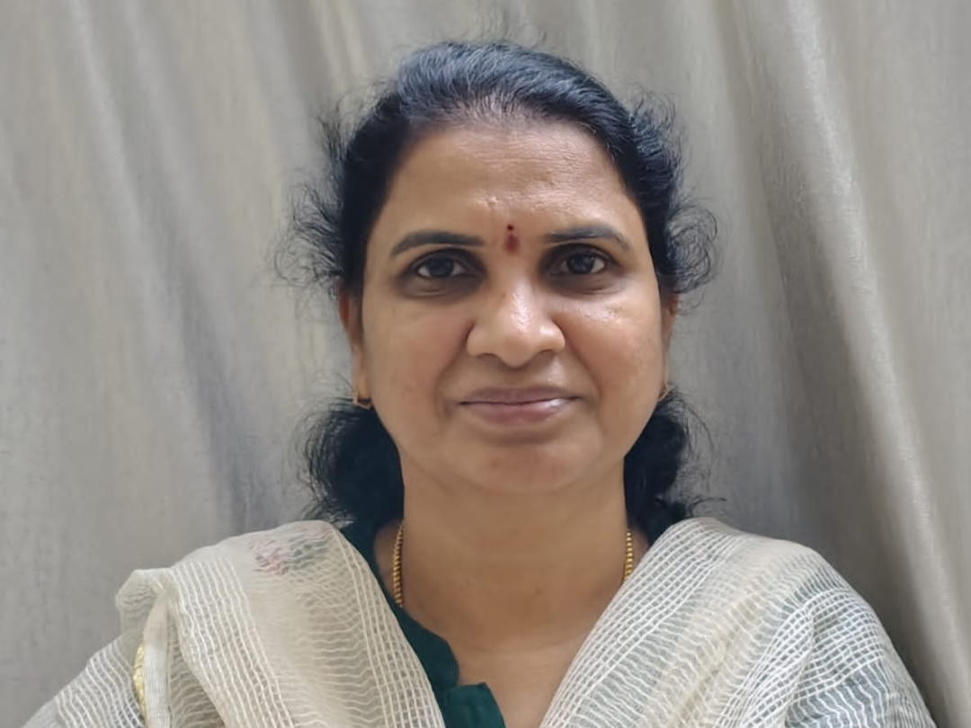 ‘బస్తీ దవఖానకు నాలుగు అంబులెన్స్‌లు ఏర్పాటు’