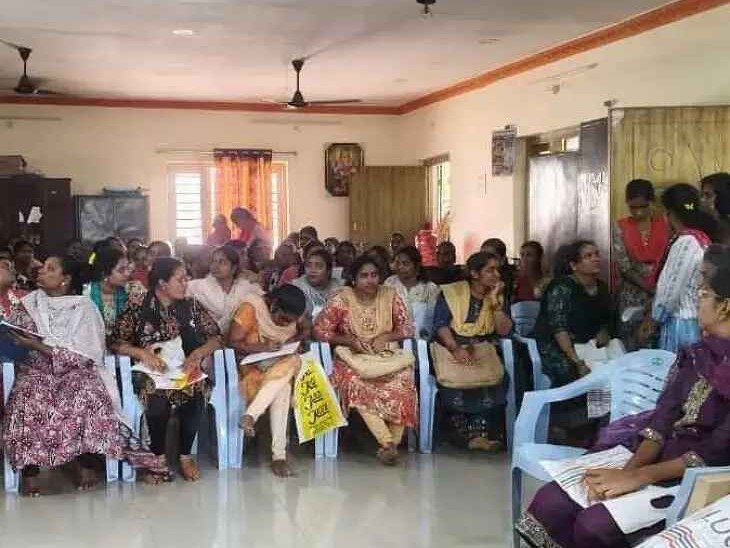 అంగన్వాడీ ఉద్యోగాలు.. 2 పోస్టులకు 22 మంది