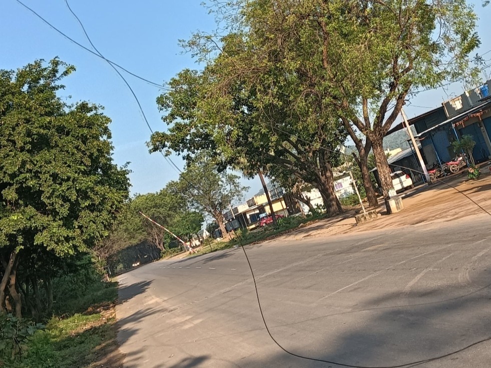 తృటిలో తప్పిన ప్రమాదం