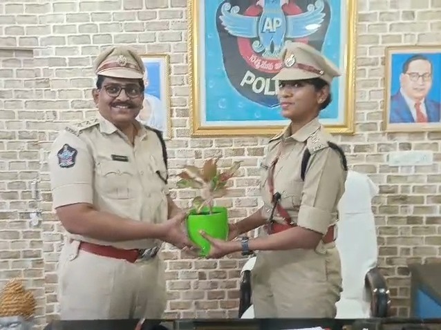 జంగారెడ్డిగూడెం ఏ ఎస్పీగా సుస్మిత రామనాథన్