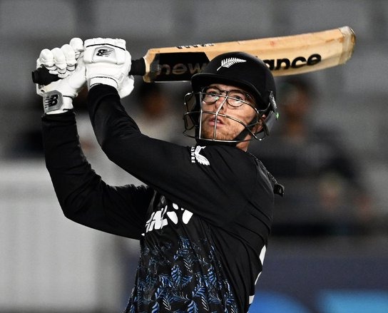 చివరి వరకు పోరాడినా తప్పని ఓటమి