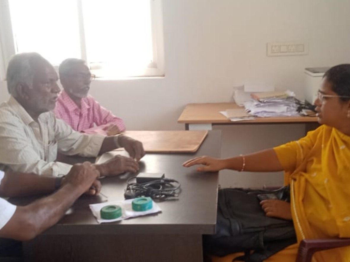 ‘నష్టపోయిన రైతులకు నష్టపరిహారం చెల్లించాలి’