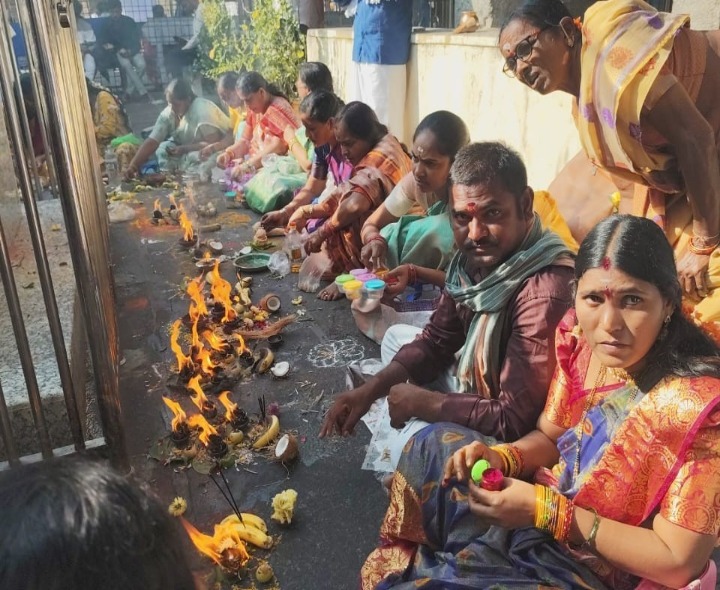 వైభవంగా కార్తీక పౌర్ణమి వేడుకలు