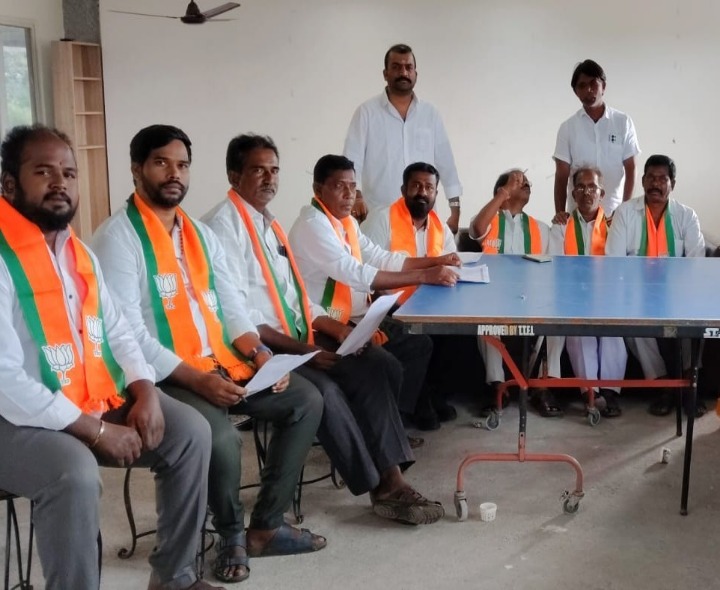 పెనుకొండలో బీజేపీ నాయకుల సమావేశం