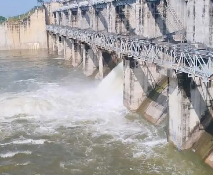 రిజర్వాయర్ నుంచి నీటి విడుదల