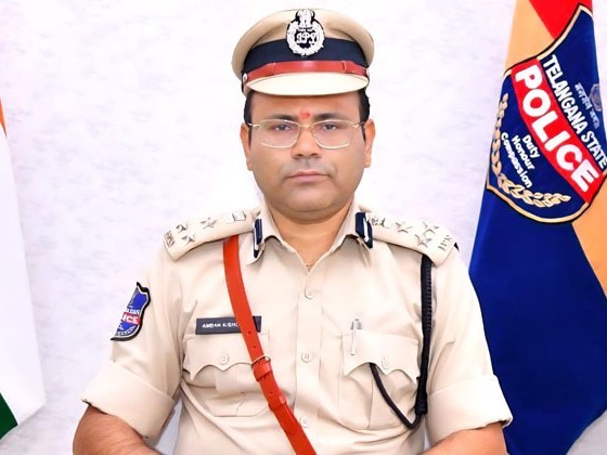 మహిళల రక్షణ కోసం షీ టీమ్స్: సీపీ