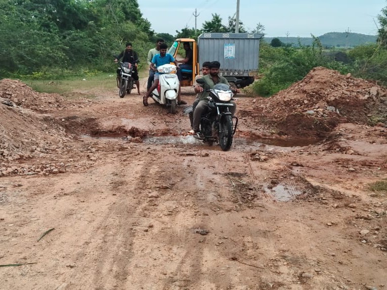 ‘జగన్నాధపురం – ఓబాయపల్లి రాకపోకలకు అంతరాయం’