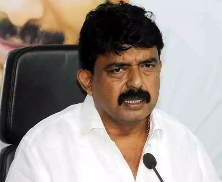 మంత్రి లోకేష్‌పై పేర్ని నాని ఆగ్రహం