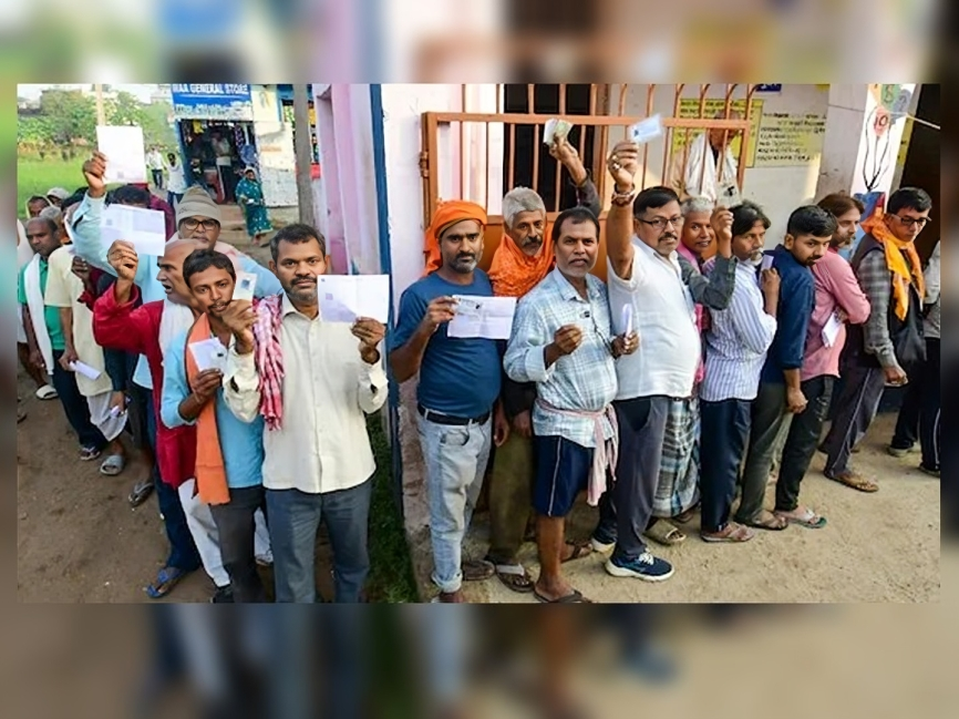 బీహార్‌లో జోరుగా తొలి దశ పోలింగ్
