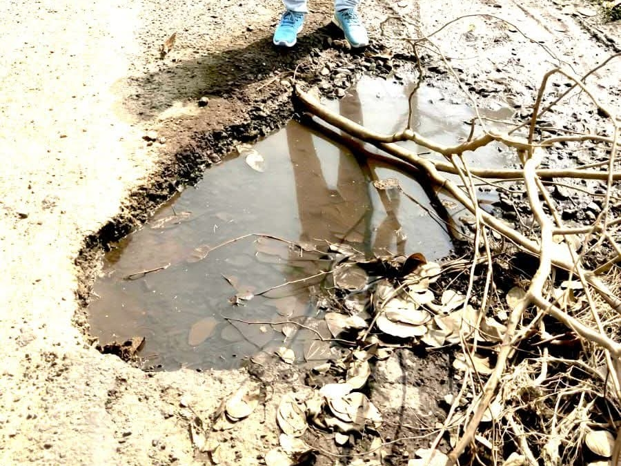 ‘గోతులను వెంటనే పూడ్చండి’