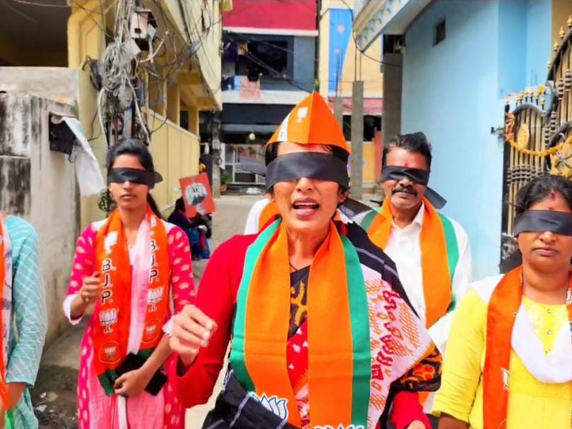 ఈ చీకటి రాజ్యాన్ని తొక్కిపడేద్దాం: కార్పొరేటర్