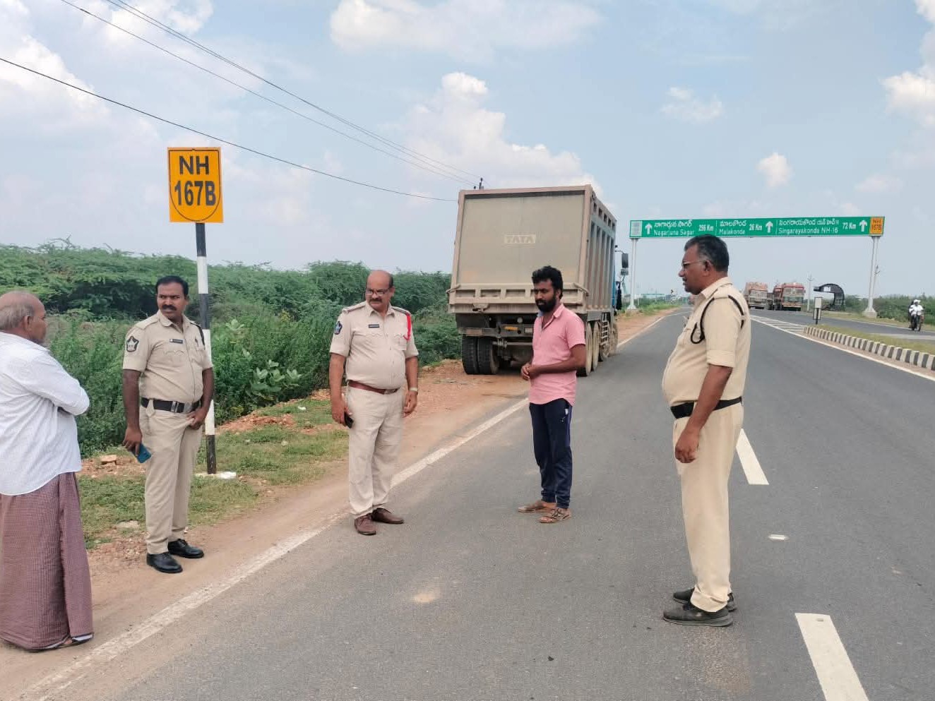 జిల్లా వ్యాప్తంగా స్పెషల్ డ్రైవ్ చేపట్టిన పోలీసులు