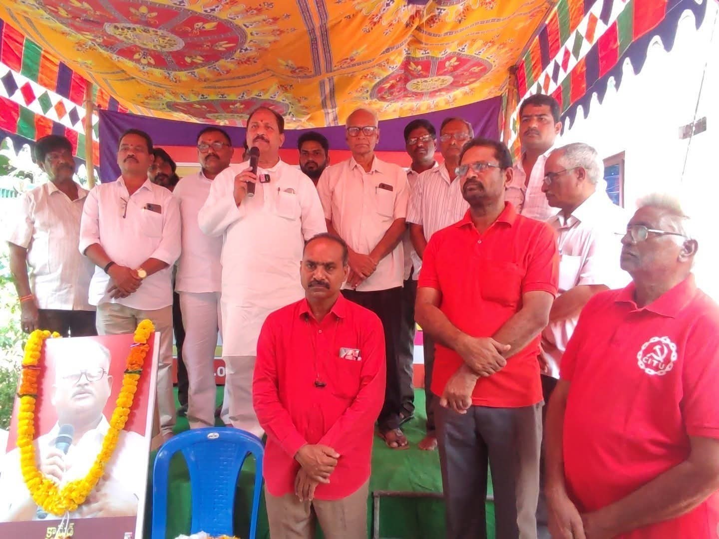 గొప్ప విలువలు కలిగిన వ్యక్తి బాబురావు: మాజీ మంత్రి