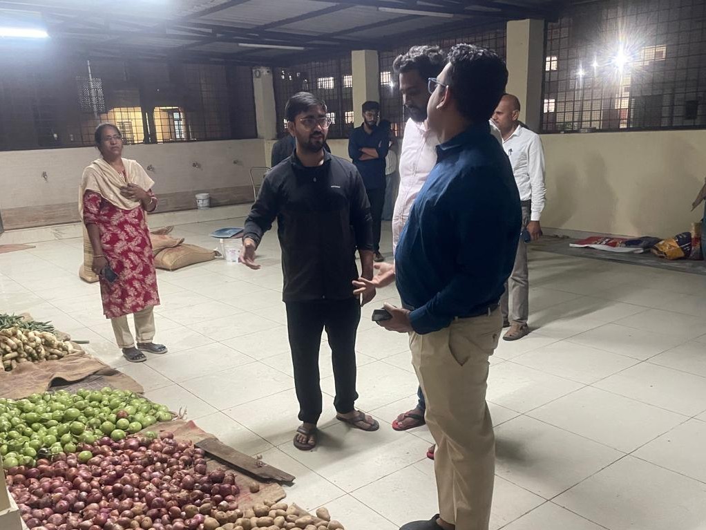 విద్యార్థులకు మంచి విద్యను బోధించాలి: యువరాజ్ మర్మాట్