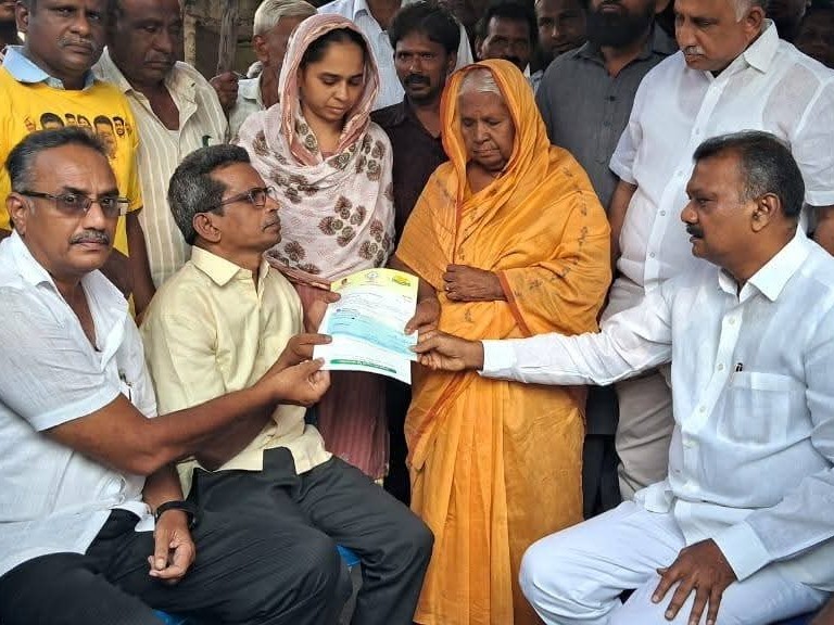 సిరిపురం టీడీపీ కార్యకర్తకు సీఎం అండ