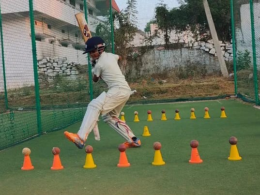 అండర్-14, 17 బాలికలకు ఉచిత క్రికెట్ శిక్షణ