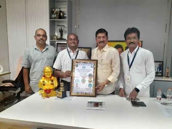 కర్నూలు ప్రిన్సిపల్‌కు 43 అవార్డులు