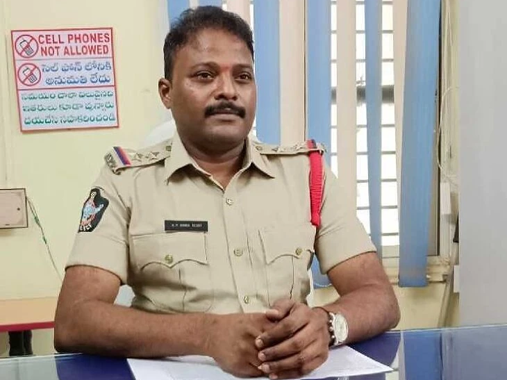 ‘ప్రేమ పేరుతో యువకుడు మోసం చేశాడని ఫిర్యాదు’