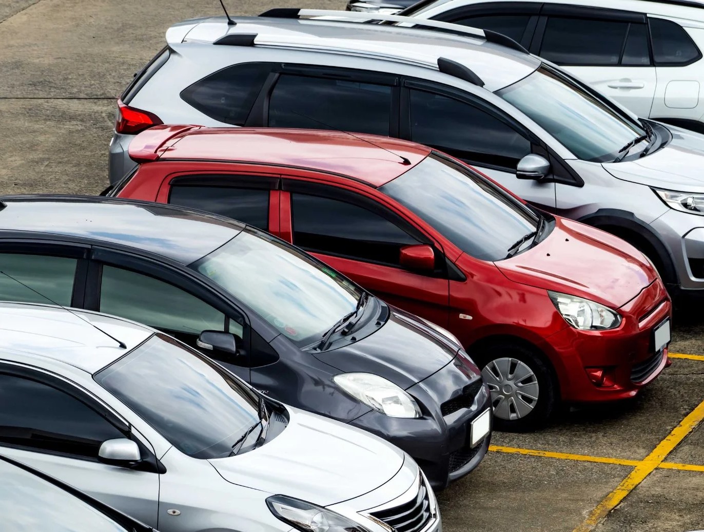 కారే కొంటామంటున్నారు..!