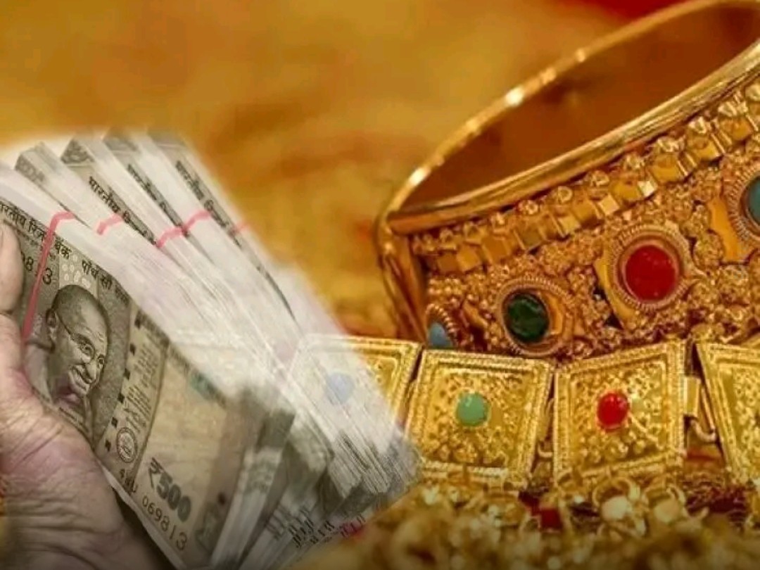 బంగారం ఆశ చూపి.. రూ.8 లక్షలు స్వాహా..!