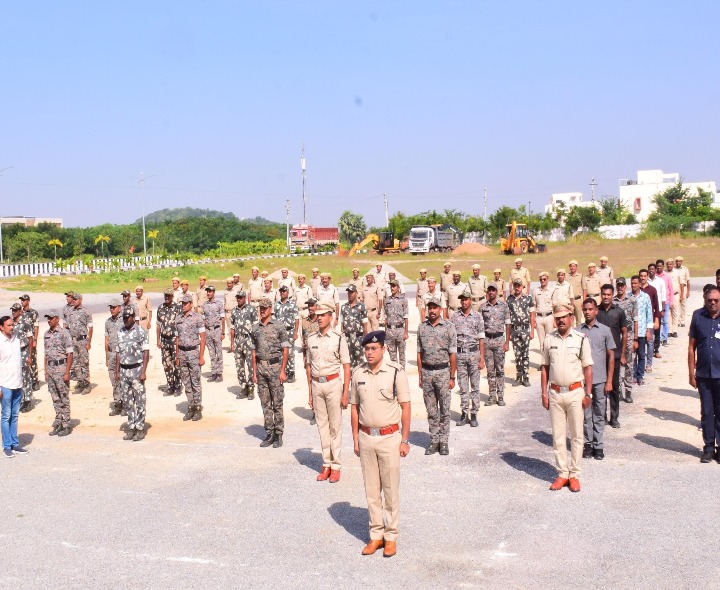 ఎస్పీ కార్యాలయంలో వందేమాతర గీతం