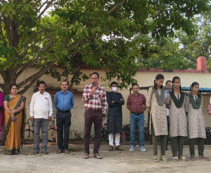 జడ్పీ హైస్కూల్లో సివి రామన్ జయంతి వేడుకలు