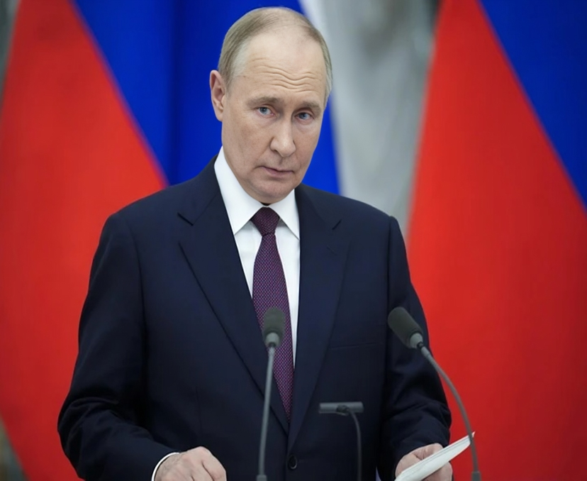 పాకిస్తాన్ న్యూస్ పేపర్‌పై రష్యా ఫైర్