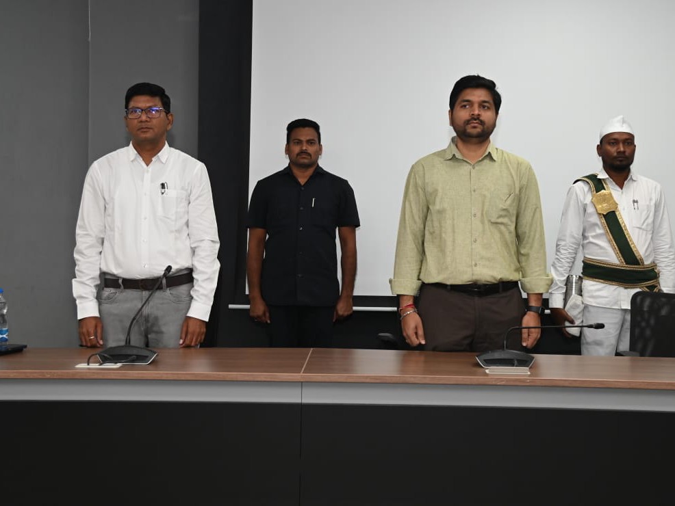 కలెక్టరేట్ లో సామూహిక జాతీయ గీతాలాపన