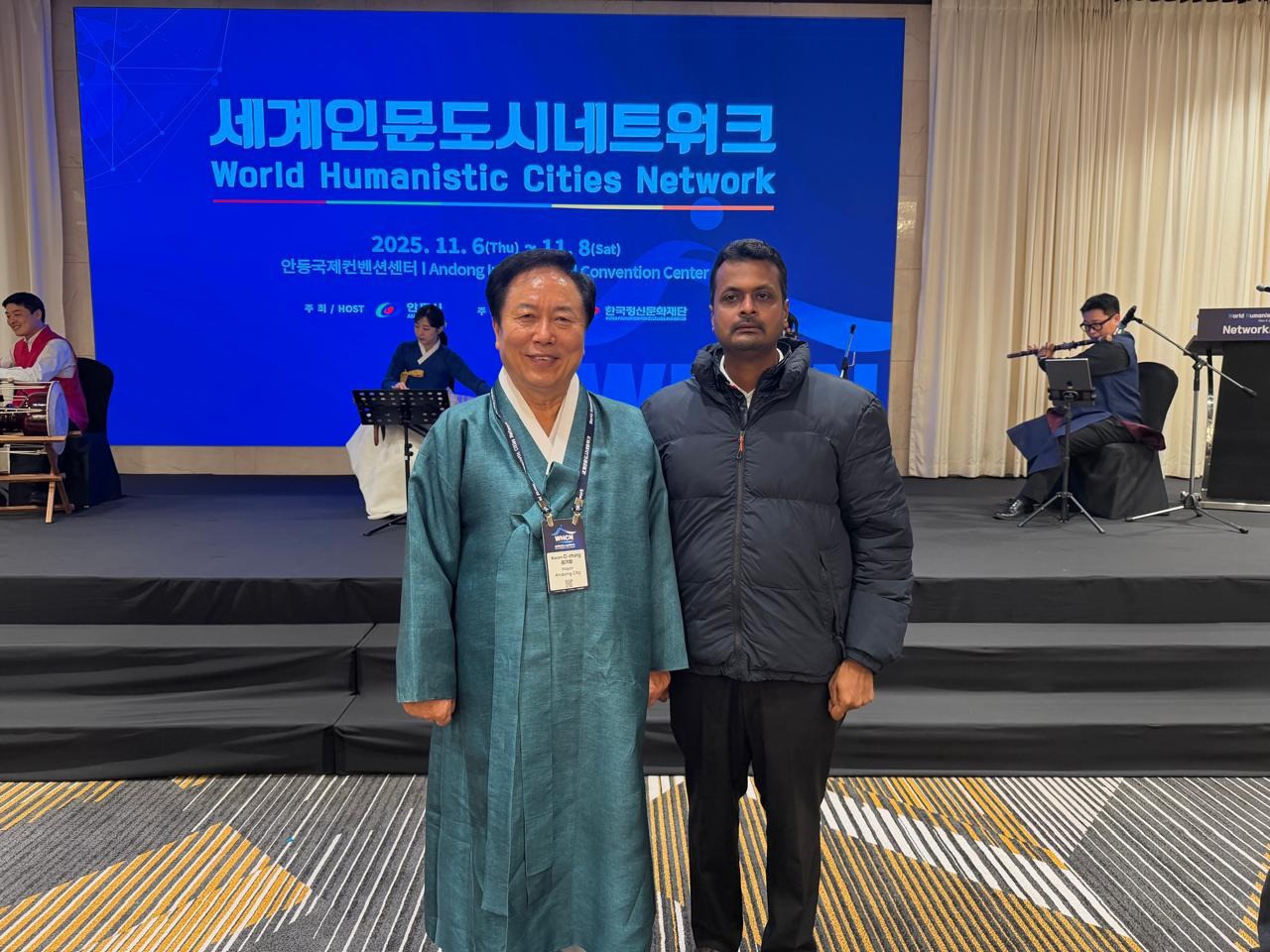 దక్షిణ కొరియా సదస్సులో అనంతపురం మేయర్