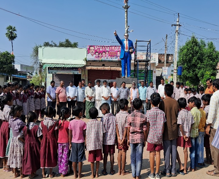 గొర్లవేడులో సామూహిక గీతాలాపన