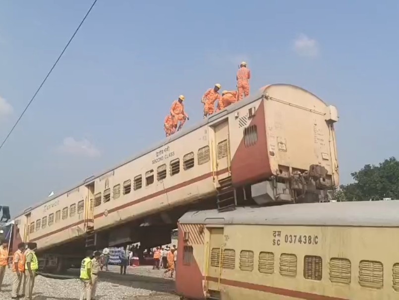 తిమ్మంచెర్ల రైల్వేస్టేషన్‌లో మెగా మాక్ డ్రిల్