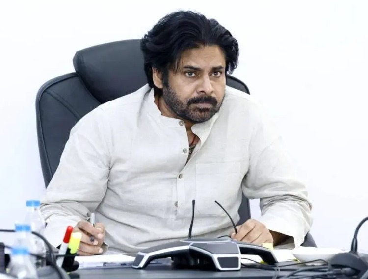 తిరుపతికి వెళ్లనున్న డిప్యూటీ సీఎం పవన్