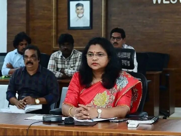 ‘ఆక్వా రైతుల అభివృద్ధికి సహకారం అందించాలి’