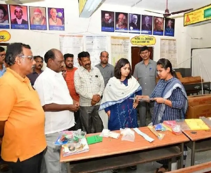 లాల్కోట పాఠశాలను సందర్శించిన కలెక్టర్