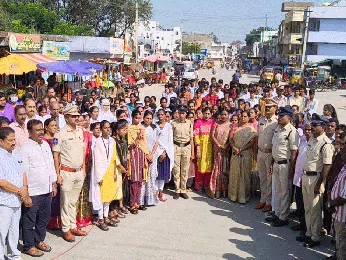 ‘దేశ సమైక్యతకు కృషి చేయాలి’