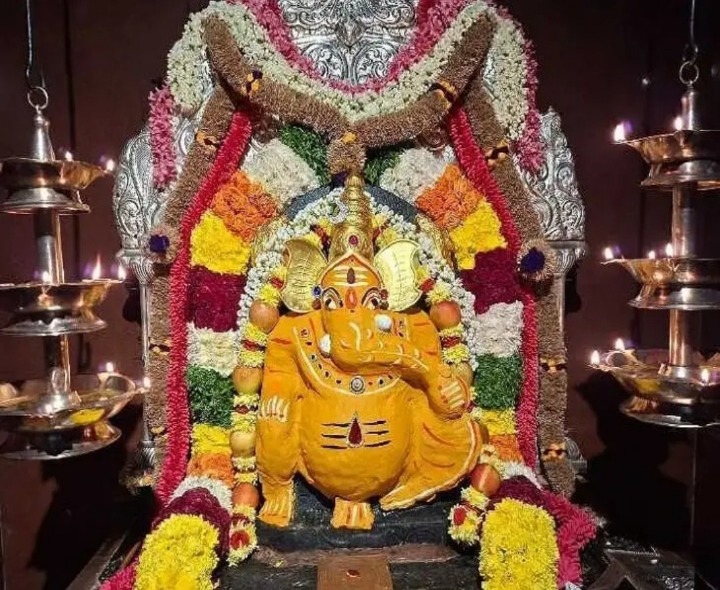 చందన గణపతి స్వామిగా దర్శనం