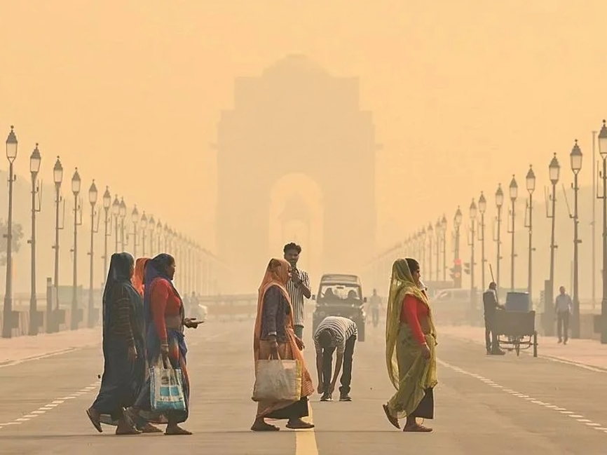 ఢిల్లీలో కొనసాగుతున్న వాయు కాలుష్యం