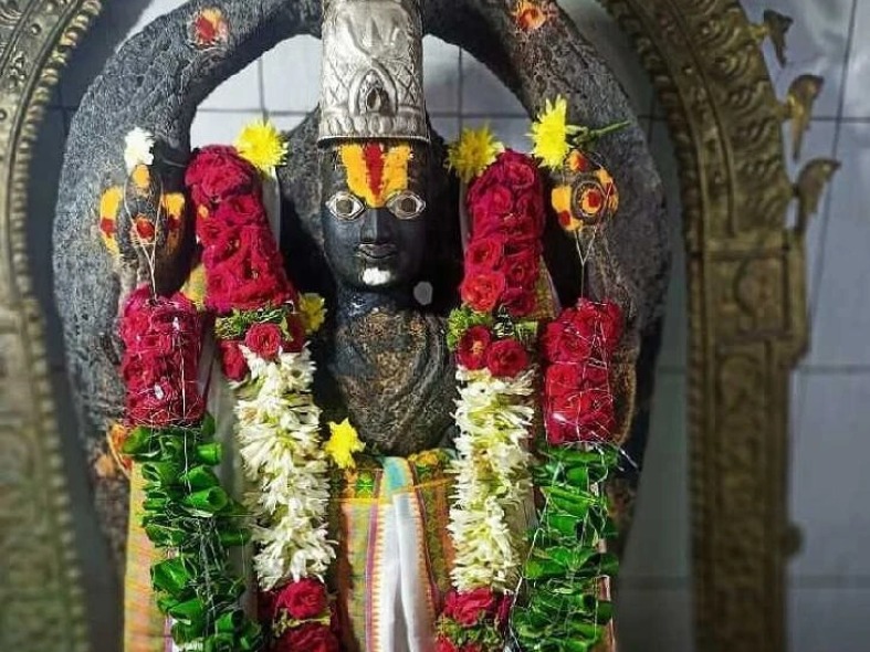 పాలగిరిలో చెన్నకేశవునికి విశేష పూజలు