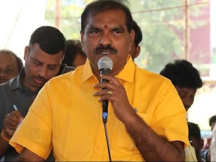 జిల్లాలో రోడ్డు పనులకు శంకుస్థాపన చేసిన మంత్రి