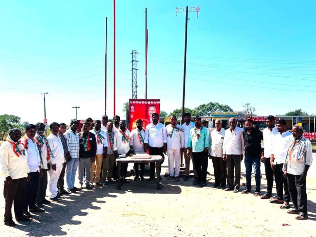 మెదక్‌లో ఘనంగా రేవంత్ రెడ్డి జన్మదిన వేడుకలు