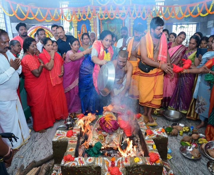 వార్షికోత్సవ మహోత్సవంలో పాల్గొన్నా పులివర్తి సుధా