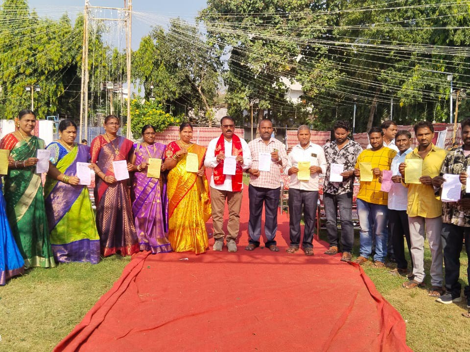 CITU జిల్లా ద్వితీయ మహాసభల కరపత్రం విడుదల