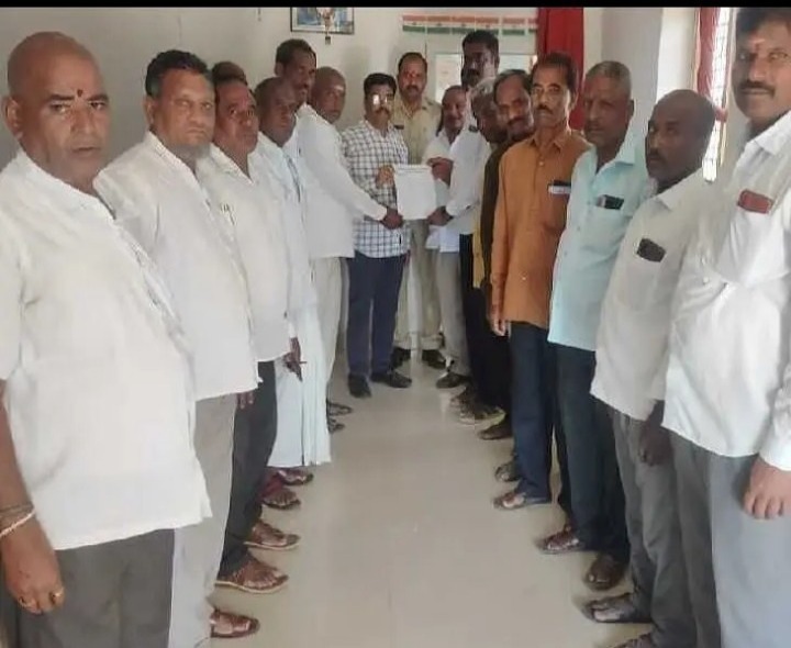 ‘వైన్స్ దుకాణాలు ఊరు బయట ఏర్పాటు చేయాలి’